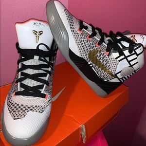 Kobe Bryant Basketball sneakers
